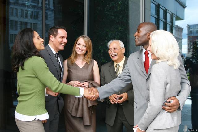 网络社交对跨文化交流的影响 网络社交对跨文化交流的影响-九游平台(图2)