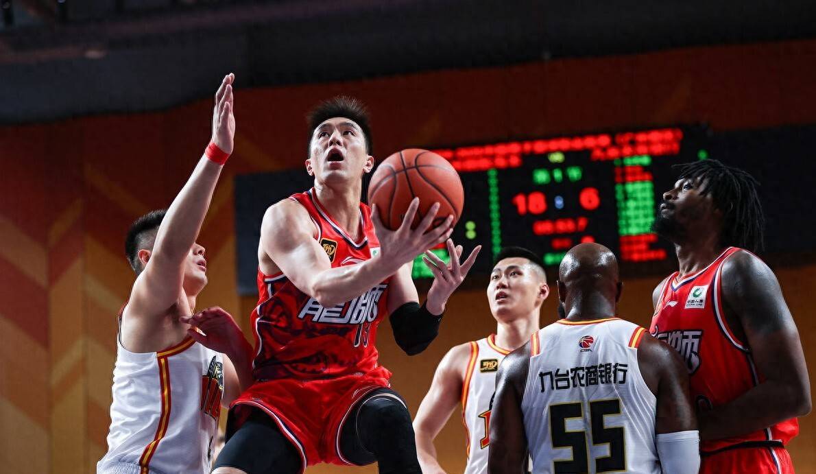 九游官网-广厦队全队出色，凭实力取胜(图1)