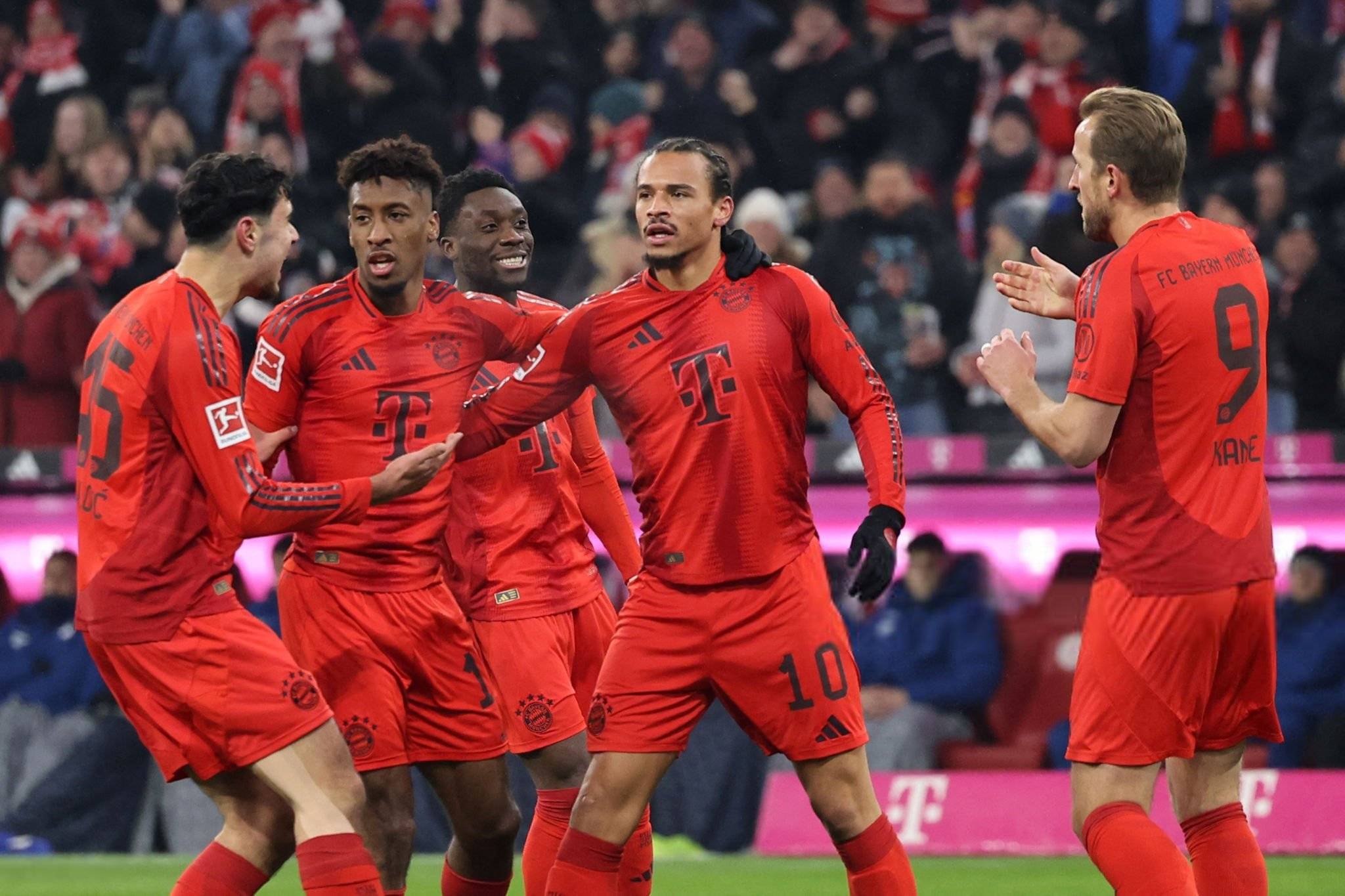 九游官网|拜仁慕尼黑双星发挥出色，联赛连胜达到六场(图1)