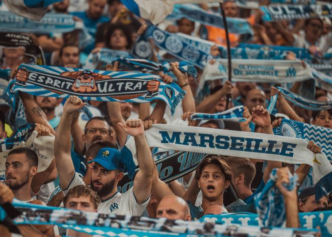 巴黎FC不敌马赛，卫冕冠军形势堪忧：九游平台(图1)