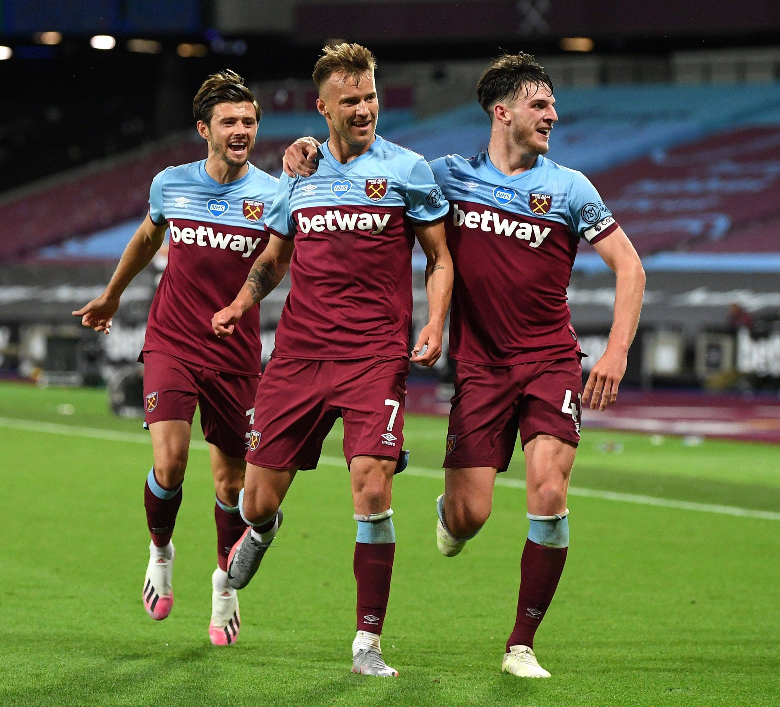 【九游APP】埃克斯特市集结全队，备战英超争霸(图2)